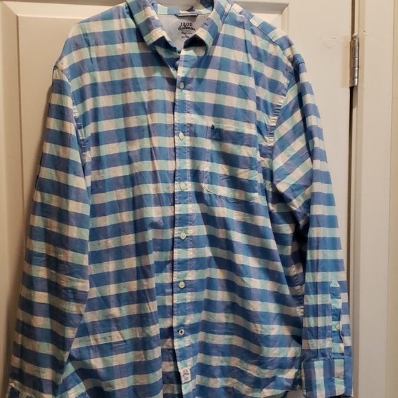Izod Other - Izod blue and white checkered button-down shirt